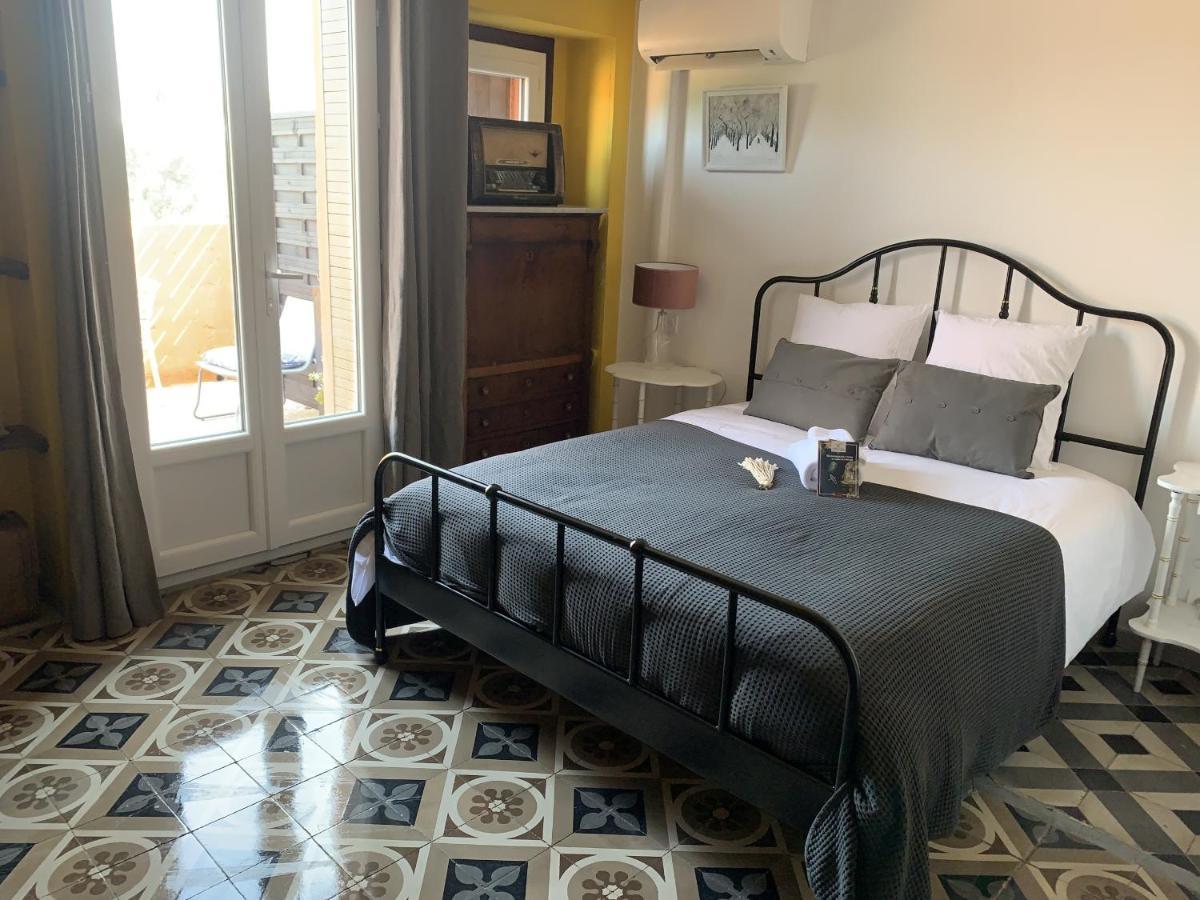 Chambre D'Hotes Lo Componairo Pouzols Rum bild