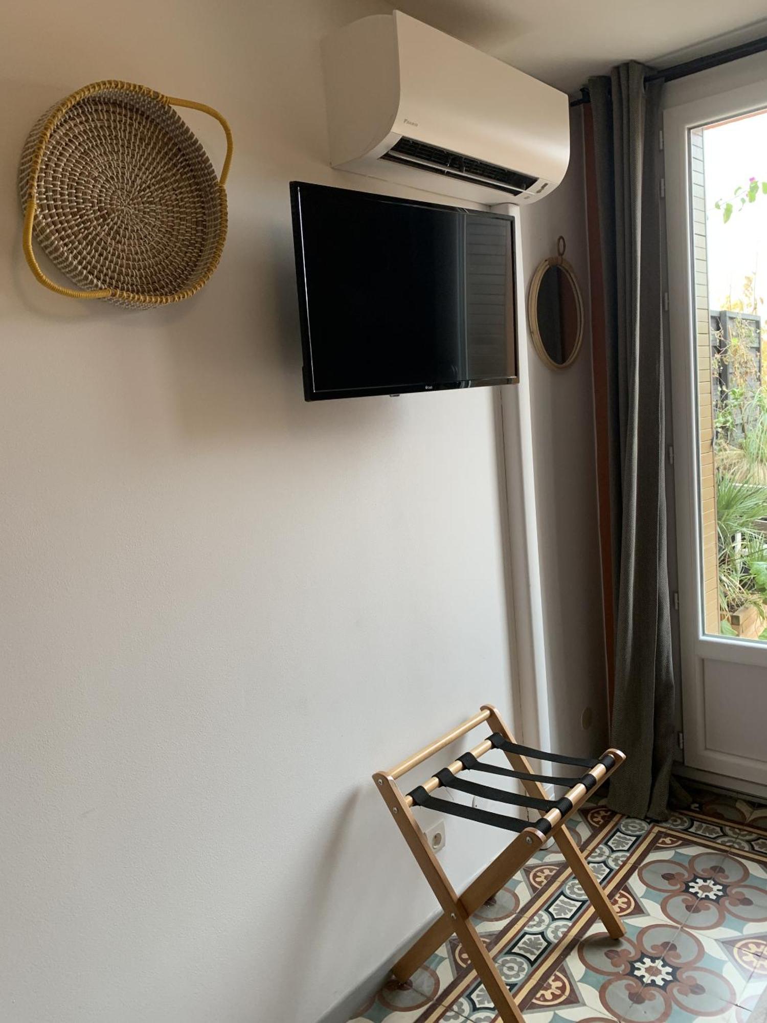 Chambre D'Hotes Lo Componairo Pouzols Rum bild