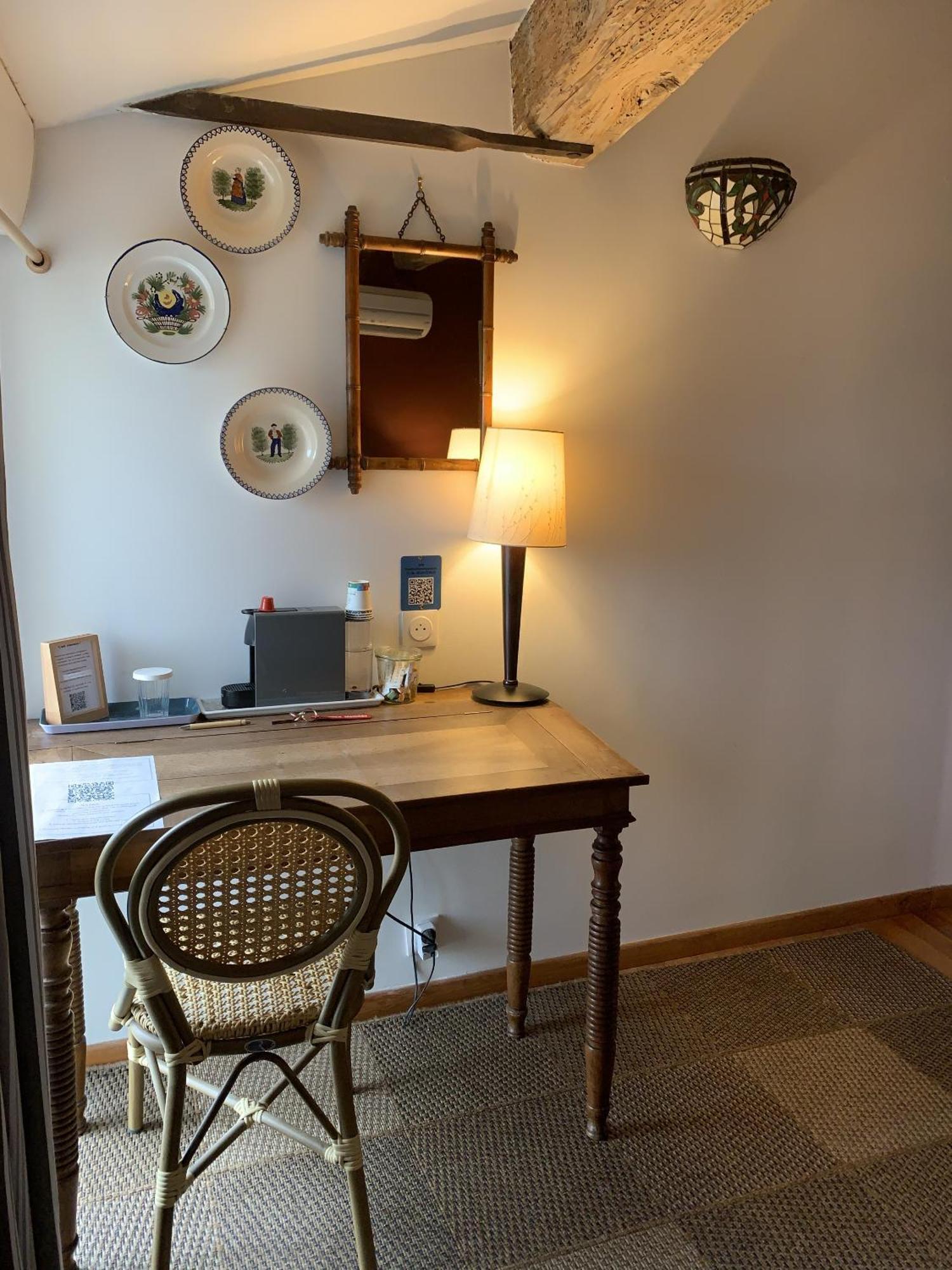 Chambre D'Hotes Lo Componairo Pouzols Rum bild